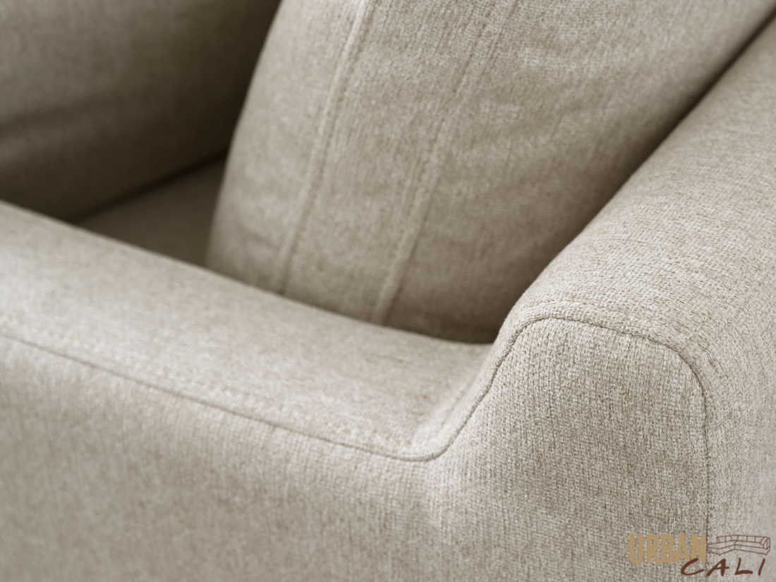 Long Beach Medium Modular Sectional Sofa with Ottoman in Axel Beige